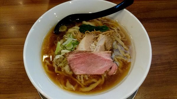 「醤油らーめん_850円」@純手打ち だるまの写真