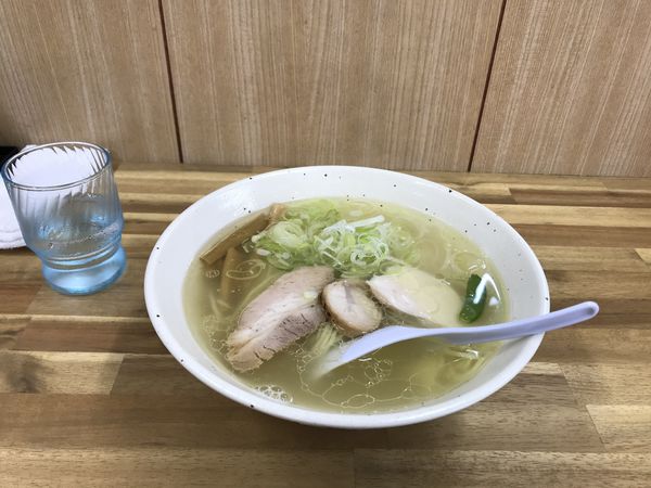「濃厚塩白湯ラーメン」@麺屋 鶏一匠 原市店の写真