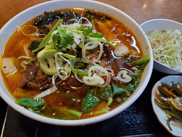 「牛バラ麺・汁あり・刀削麺」@多福楼 川崎店の写真