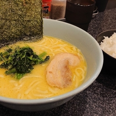 横浜家系ラーメン 成家の画像