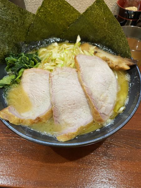 「ねぎちゃーしゅーめん　大盛り」@横浜家系らーめん 天王家 寒川総本店の写真