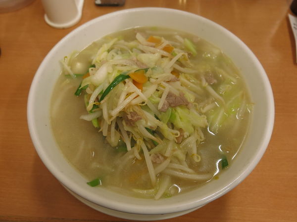 「野菜たっぷりタンメン(麺大盛り無料)：520円」@日高屋 六本木店の写真