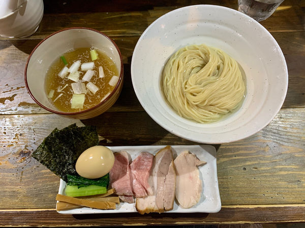 「昆布水つけ麺（全部のせ）」@ラーメン屋ジョンの写真