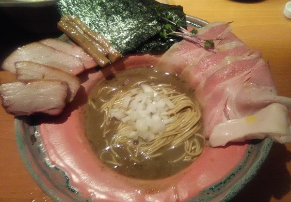 「ニボリッチ　+　豚バラチャーシュー」@拉麺 成の写真