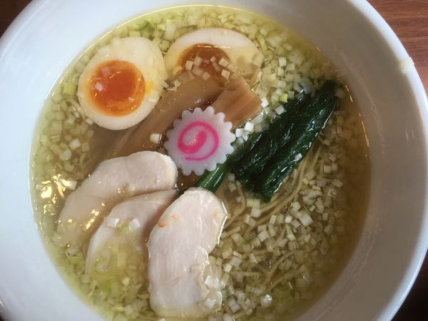 「味玉入り塩鶏中華そば 900円」@麺処 若武者の写真