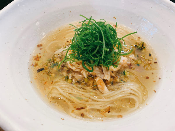 「梅の冷やし地鶏そば」@らーめん楓の写真