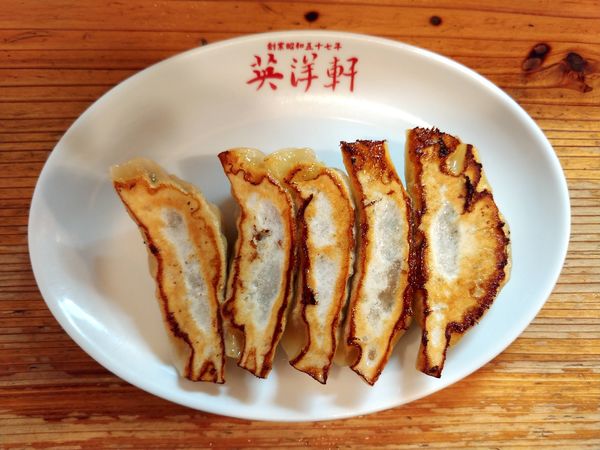 「焼ぎょうざ」@英洋軒 姫路駅前店の写真