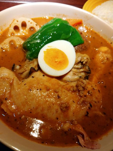 「広島産カキカレー・チキントッピング」@べいらっきょの写真