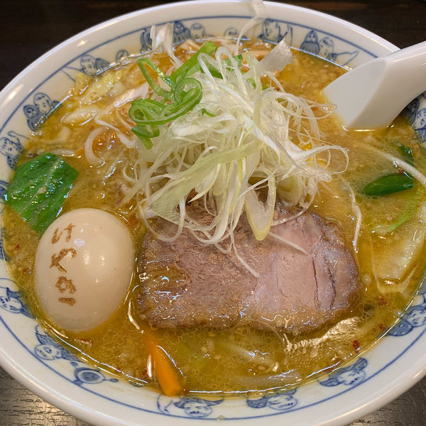 「煮玉子ラーメン」@けやき すすきの本店の写真