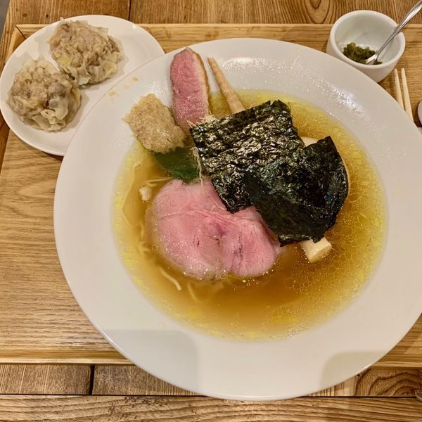 特製白醤油ラーメン+自家製焼売