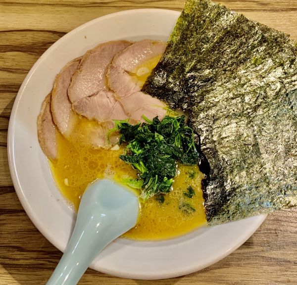 「チャーシューメン　¥880」@横浜家系らーめん 五丁目ハウスの写真
