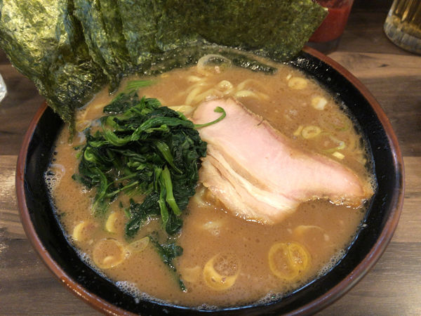 「のりラーメン」@神田ラーメン わいず 神田本店の写真