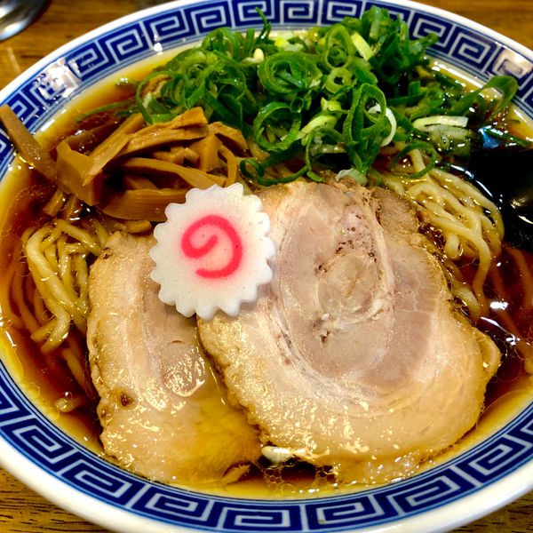 「醤油ラーメン」@拉麺アイオイの写真