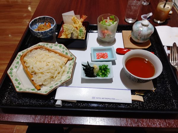 「ざるうどん御膳1,500円」@ブラッスリーローリエの写真
