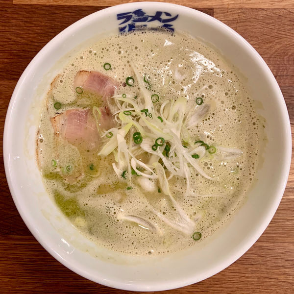 「ラーメンジェノバ (720円)」@海鳴食堂の写真