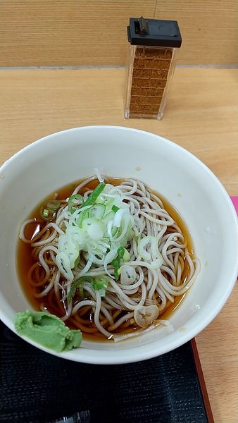 「ぶっかけそば（カレーとのセットメニュー）」@一ぷく 橋本店の写真