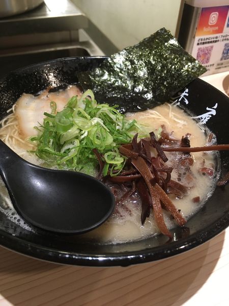 「ラーメン」@博多禿鷹の写真