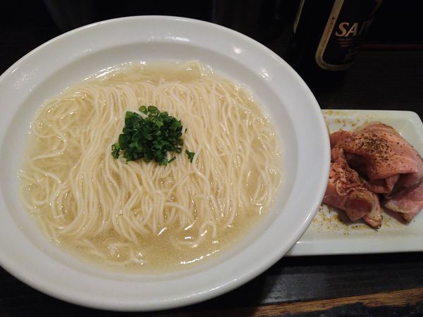 「ふぐそば+黒酢の和え玉」@灰汁中華 丿貫 福富町本店の写真