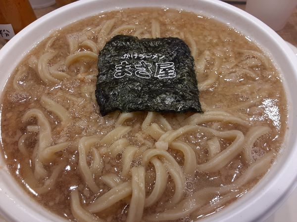 「極太麺大　醤油　480円」@かけラーメン まさ屋 池袋店の写真