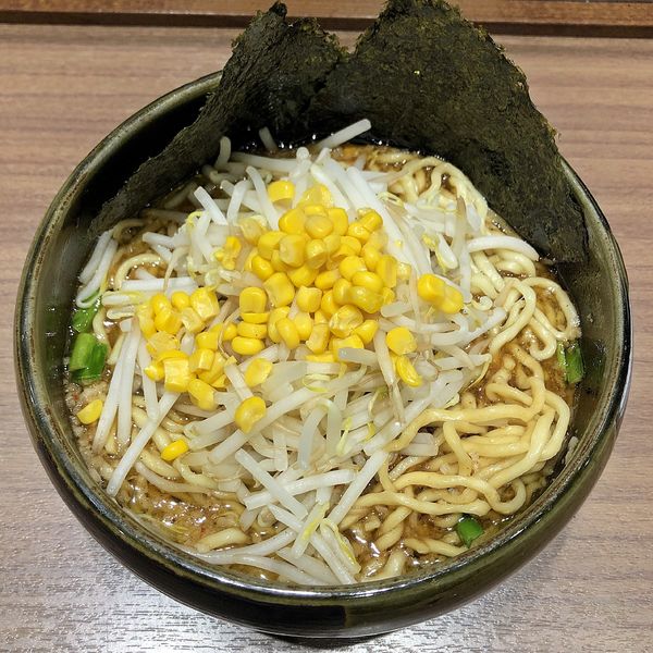 「みそこってりらーめん　￥８００」@東京スタイルみそらーめん ど・みそ キッテグランシェ店の写真