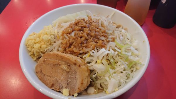 「ラーメン（大）アブラ+ショウガ+ネギ」@豚ゆうの写真