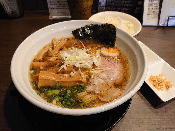 「限定 醤油そば+メンマトッピング」@麺匠あじゃりの写真