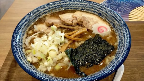 「中華チャーシュー1050」@白楽 栗山製麺 三井アウトレットパーク 横浜ベイサイド店の写真