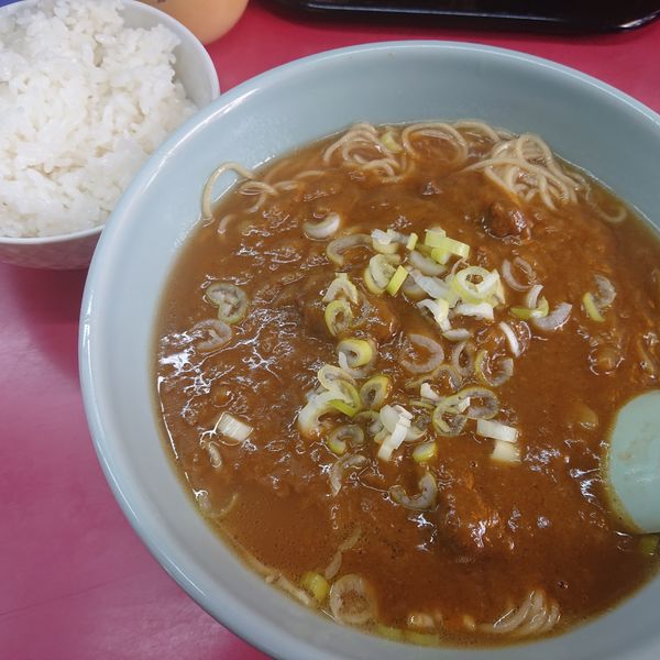 「カレーラーメン700円、半ライス150円」@ラーメンショップ 日高の写真