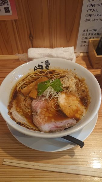 「鶏醤油そば」@麺匠 中うえ 橋本店の写真