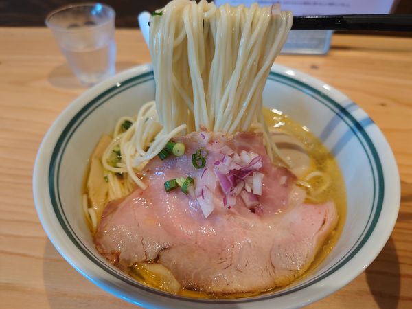 「味玉RAGEそば（塩）1000円」@麺尊RAGE RENEGADESの写真