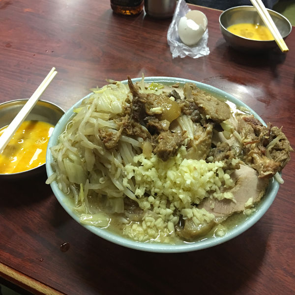 「国産ブタメン＋豚カスアブラ」@ラーメン富士丸 神谷本店の写真
