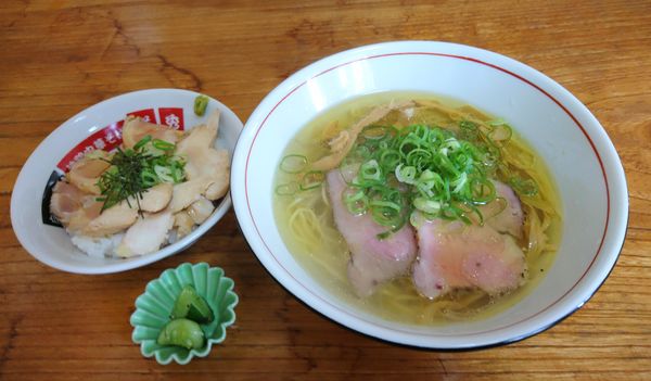 「限定 地鶏中華そば 大和肉鶏×水 タタキ丼」@地鶏中華そば 祥秀の写真