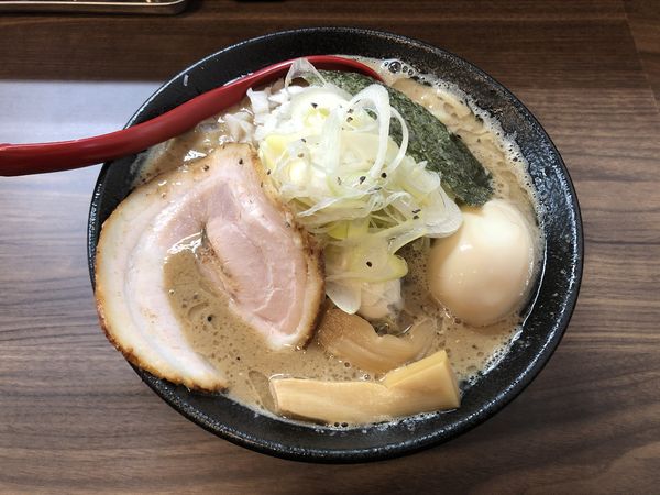 「ラーメン・味付け玉子・ねぎ増し」@麺処 となみの写真