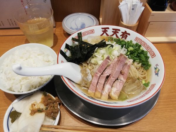 「【夏期】冷やしラーメン　中　700円　めし中　100円」@らーめん天天有 神田の写真
