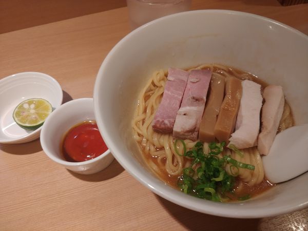 「まぜそば」@らぁ麺 はやし田 新宿本店の写真