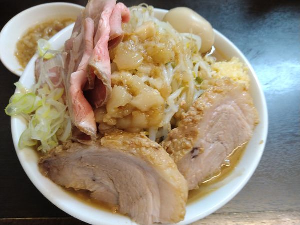 「ラーメン 豚増しMlX 味玉」@ラーメンどでん 大宮店の写真