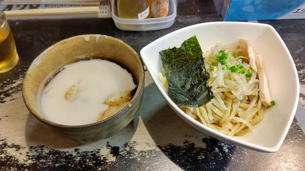 「濃厚つけ麺(煮干し)700円 (黒マー油入り)」@つけ麺専門店 きじ亭の写真