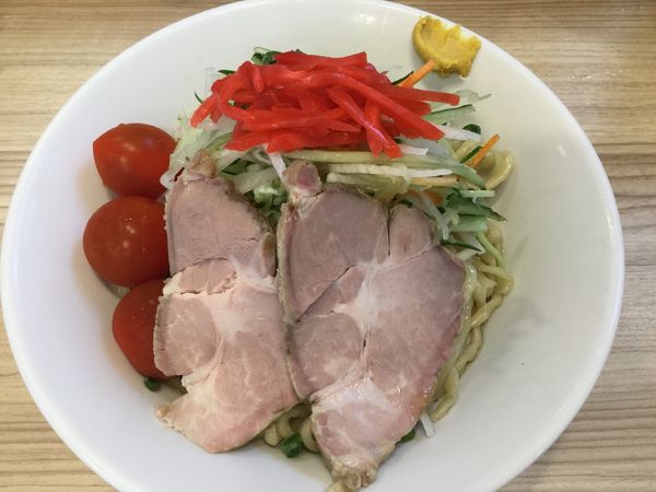 「サッポロ赤星・中瓶→【限定】冷やし中華（￥550+900）」@くじら食堂bazar 三鷹店の写真