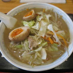 タンメン＋煮玉子：650円＋50円