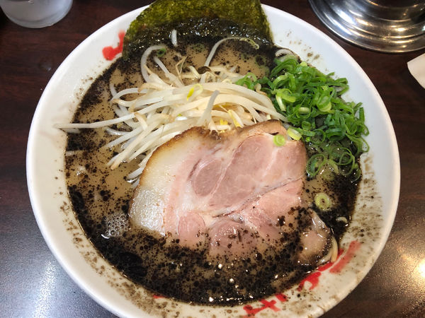 「ラーメン820円」@なんつッ亭 参 川崎店の写真