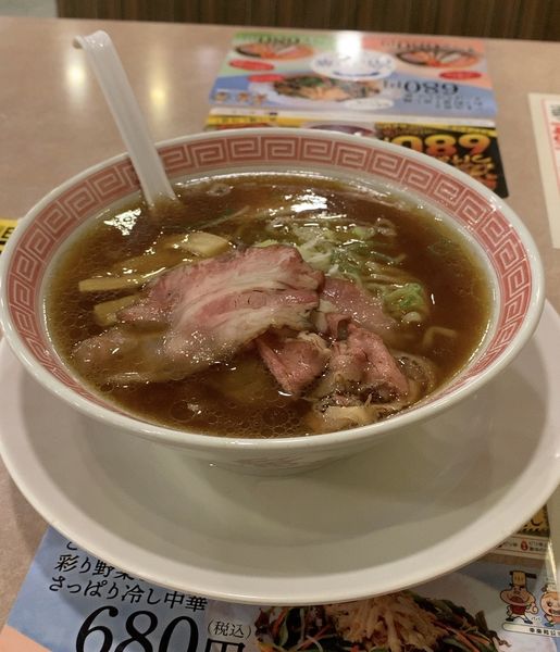 「ローストビーフ入り醤油らーめん」@幸楽苑 千葉中央店の写真