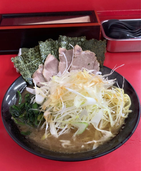 「チャーシューメン中盛り ネギ」@武蔵家直系 ぼうそう家の写真