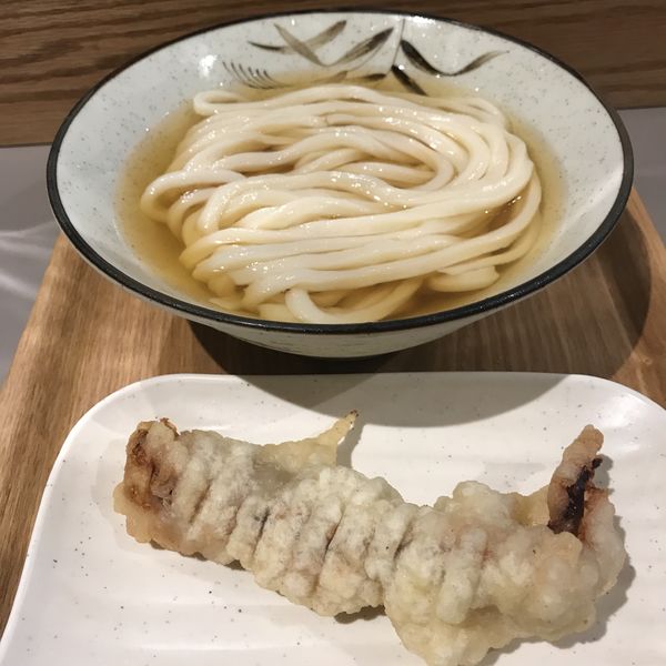「ひやかけ（￥400）＋げそ天（￥100）」@Udon Kyutaroの写真