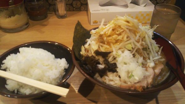 「味噌チャーシューメン（固めコッテリ）+野菜+ライス」@柴田商店の写真