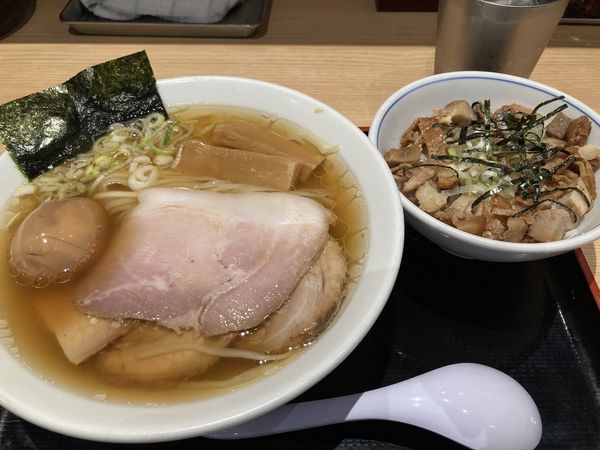 「ラーメン」@松戸富田麺業 千葉駅構内店の写真