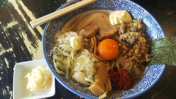 「まぜそば+ニンニク+マヨネーズ」@狼煙 〜NOROSHI〜の写真