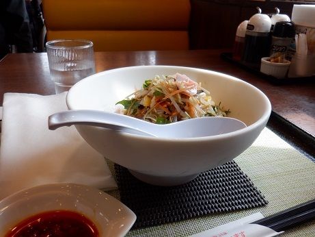 「冷やしちゃんぽん　小さいサイズ」@リンガーハット 伊勢原石田店の写真