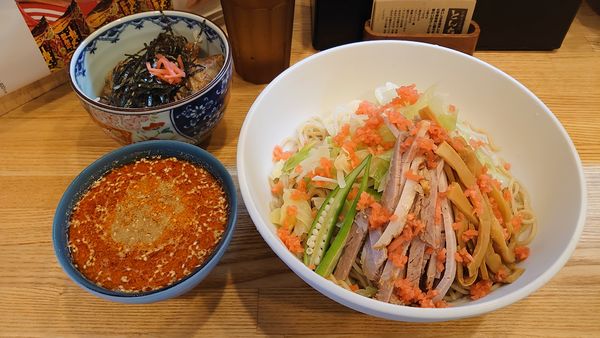 「【限定】冷し辛つけそば 940円 + 豚ばらごはん 320円」@中華そば専門 とんちぼの写真