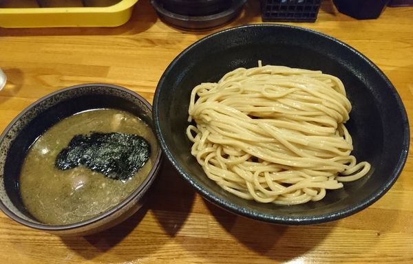 「煮干しつけ麺 中」@麺屋 ひな多の写真