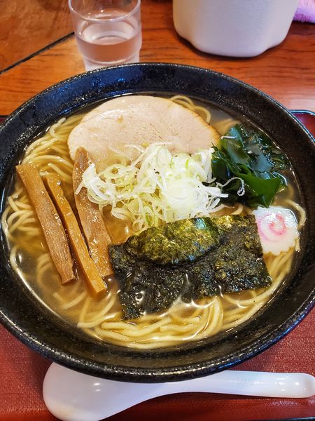 「しお中華(2玉)+三陸わかめ」@湘南大勝軒の写真